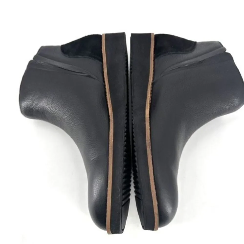 NWOB SoftWalk Wesley Women's Leather Side Zip Ankle Bootie Black Size 8.5 Narrow